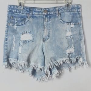 High waisted raw hem shorts